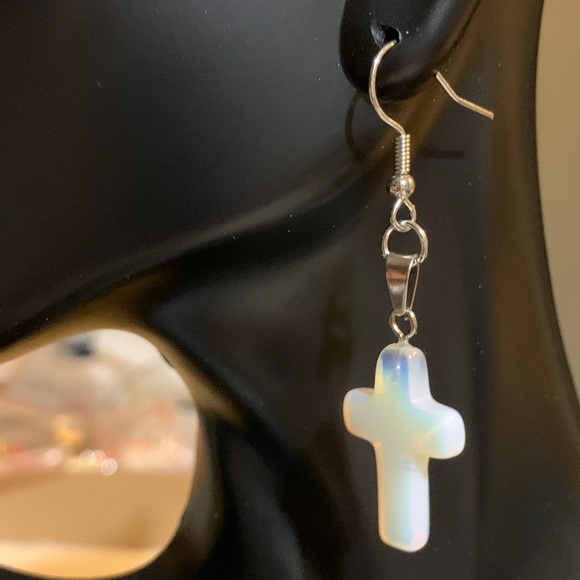 Stone Quartz cross earrings - Picture 2 of 4